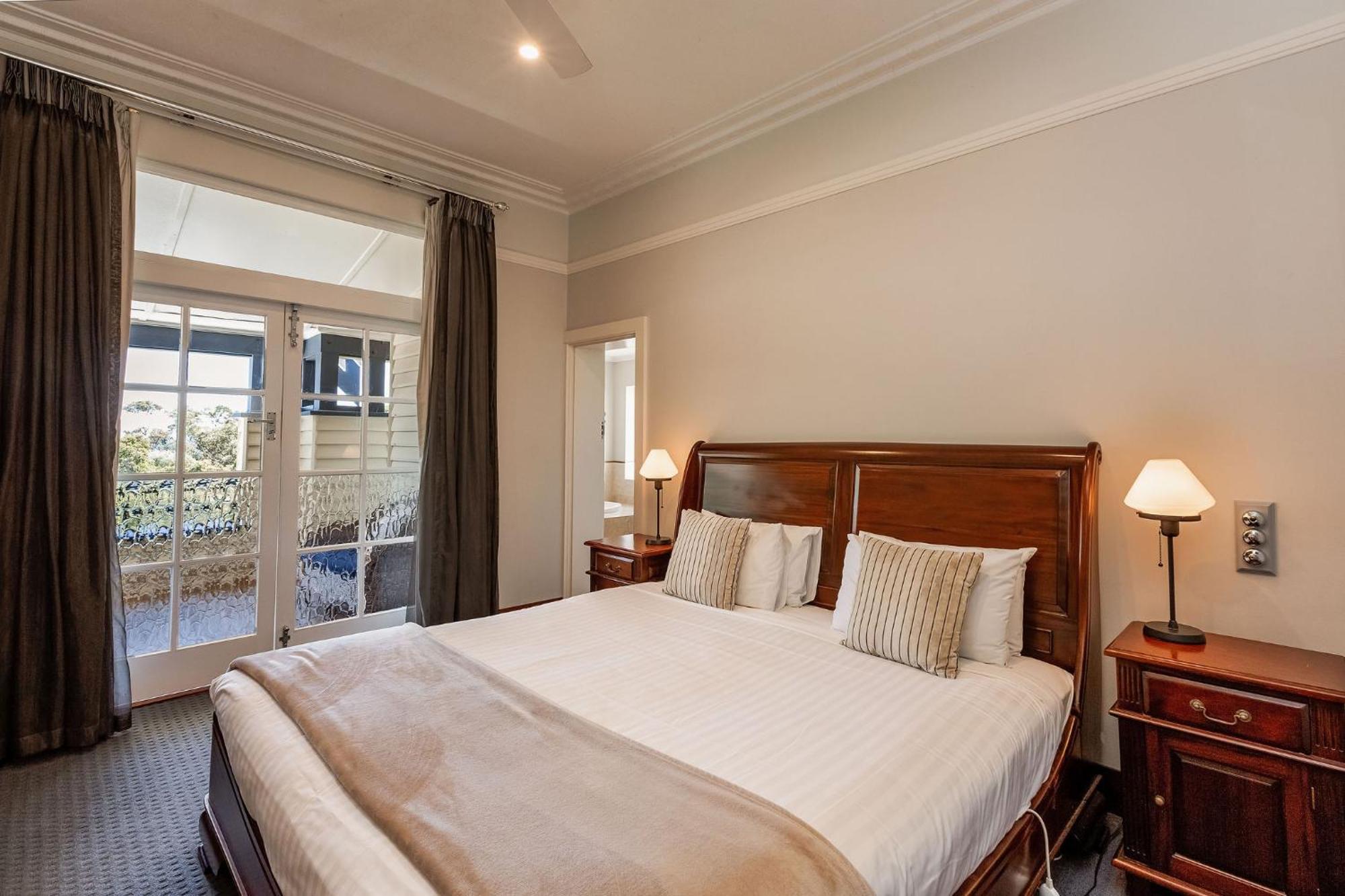 Caves House Hotel & Apartments Yallingup Ngoại thất bức ảnh